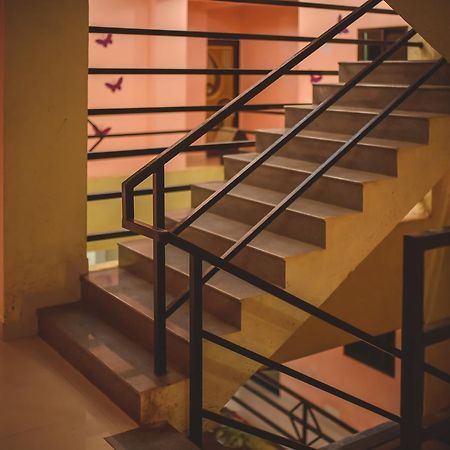 Mhatre Holiday Home Alibag Bagian luar foto